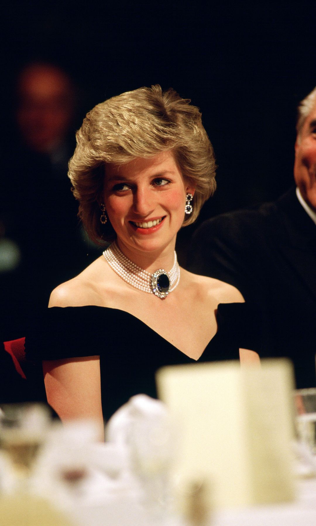 Another recognizable piece from Diana’s personal collection is her pair of double-drop sapphire earrings.