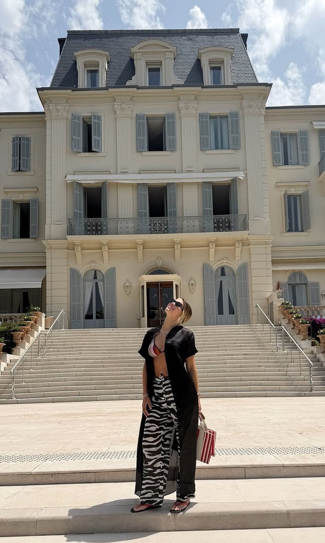 Sofia Richie Grainge brings effortless glamour to the French Riviera in a breezy European summer look