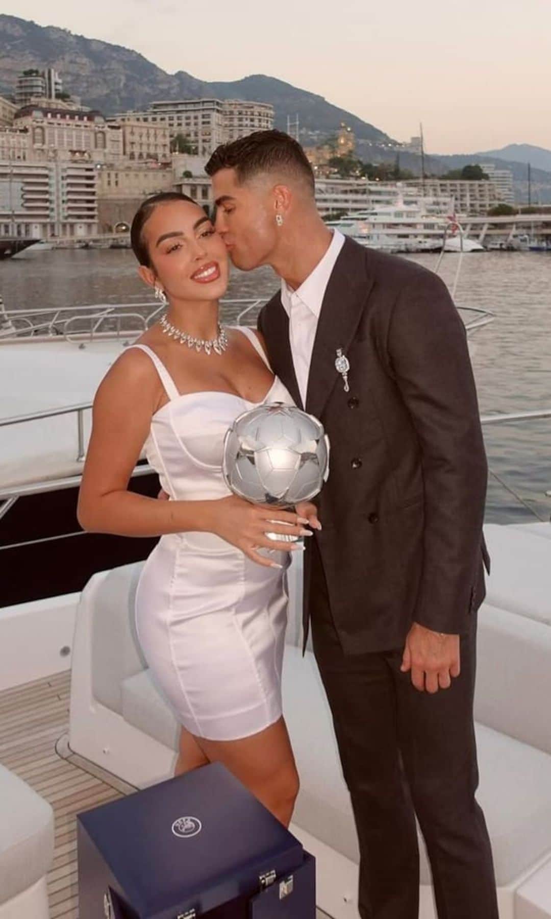 Georgina Rodríguez breaks silence on engagement to Cristiano Ronaldo: Shares the romantic motto that says it all