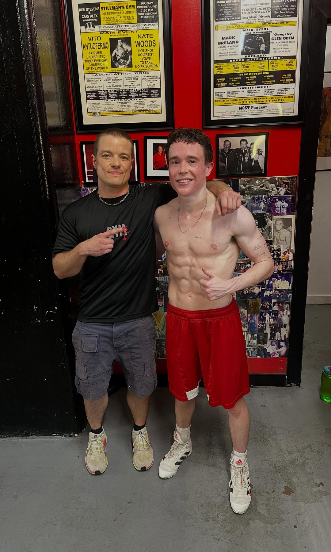 Elliot Page is showcasing his impressive set of abs