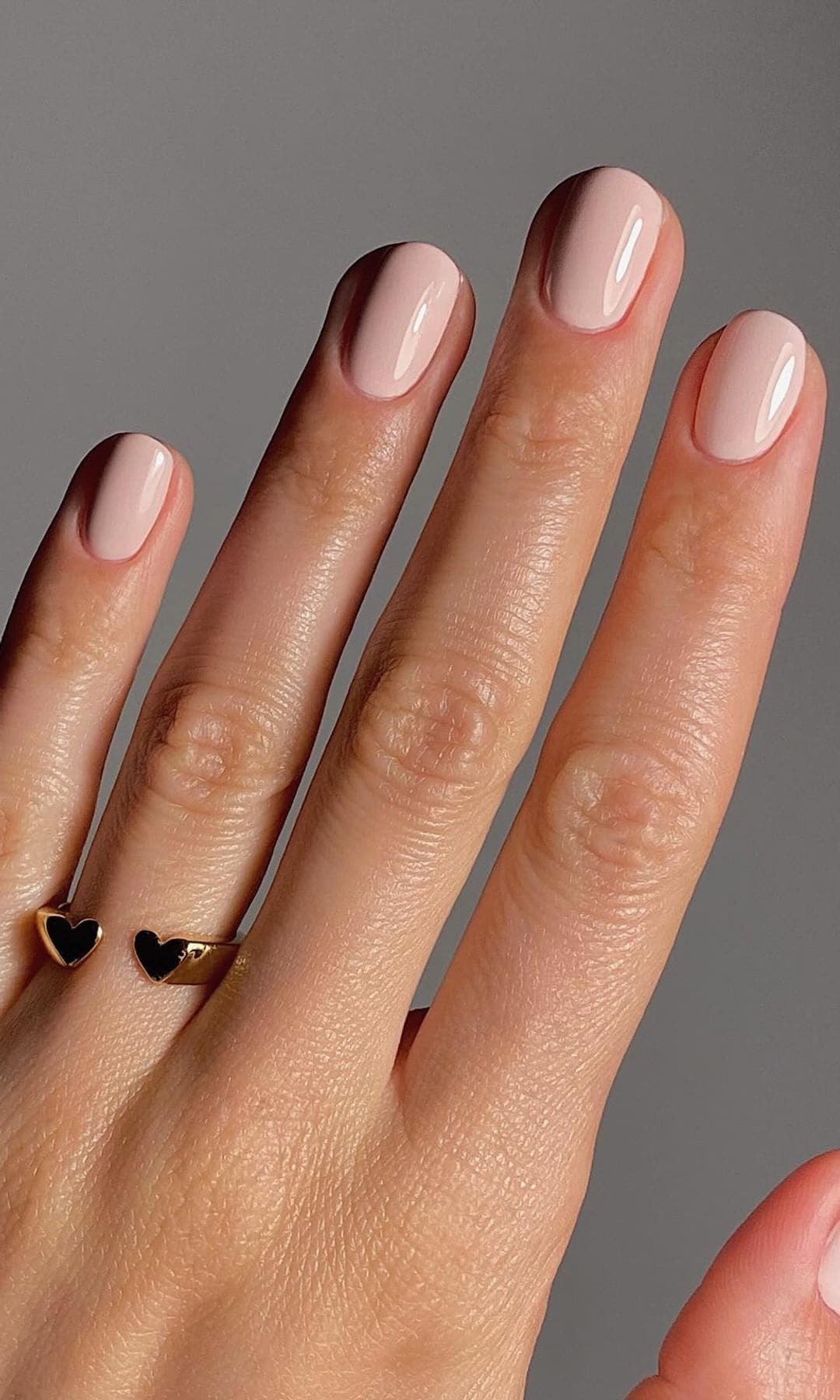 8 Nail polish colors that last the longest without chipping