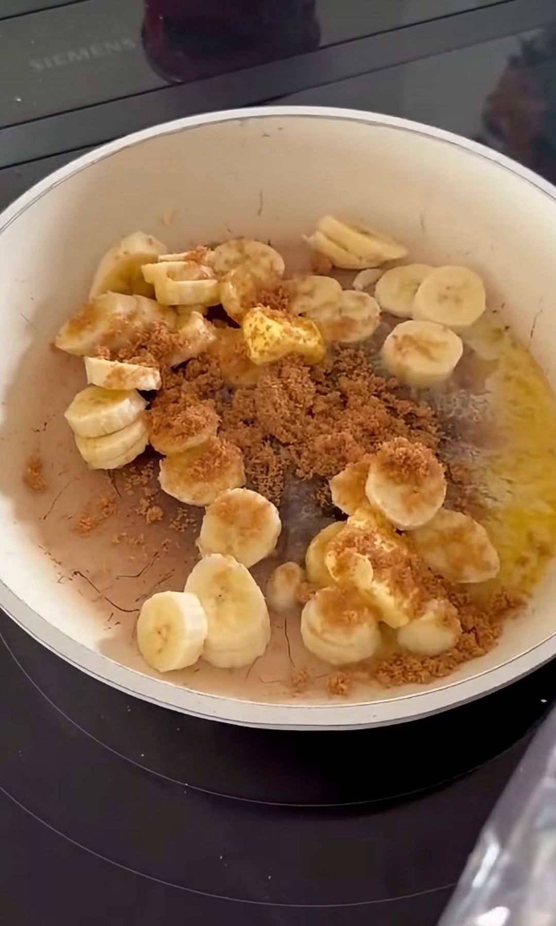 The finished drink has a naturally creamy texture with notes of caramel, vanilla, and banana that complement the coffee instead of overpowering it
