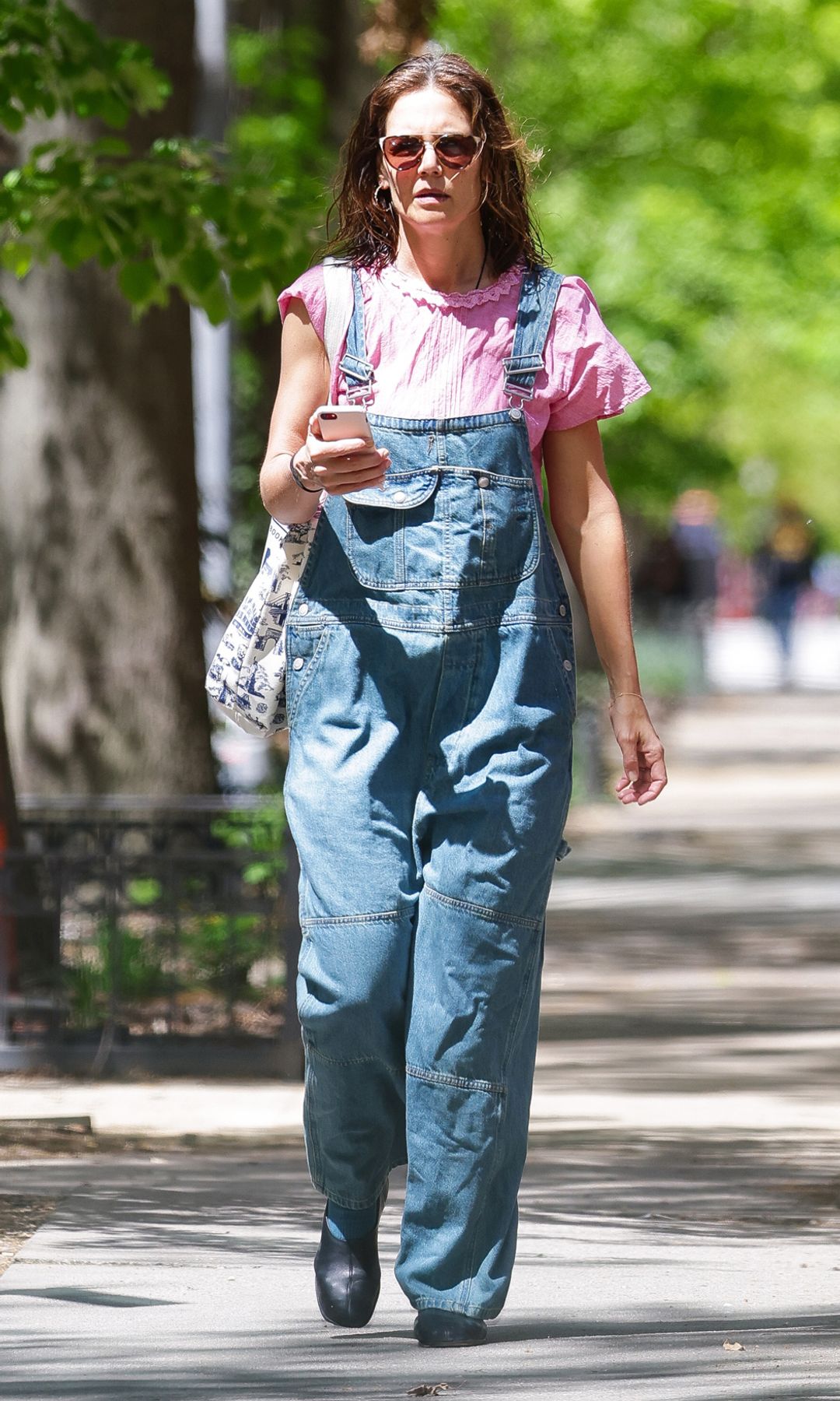 Katie Holmes was spotted out in a walk in New York