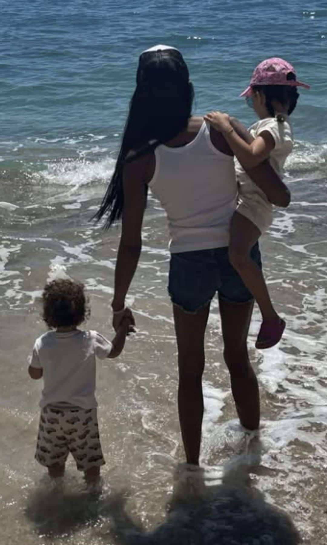 Campbell welcomed her children via surrugacy
