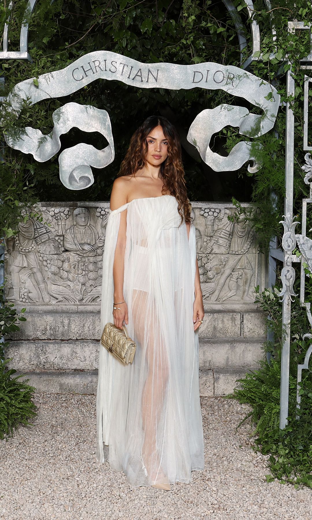 Eiza González and Natalie Portman shine on the runway at Dior’s cruise in Rome