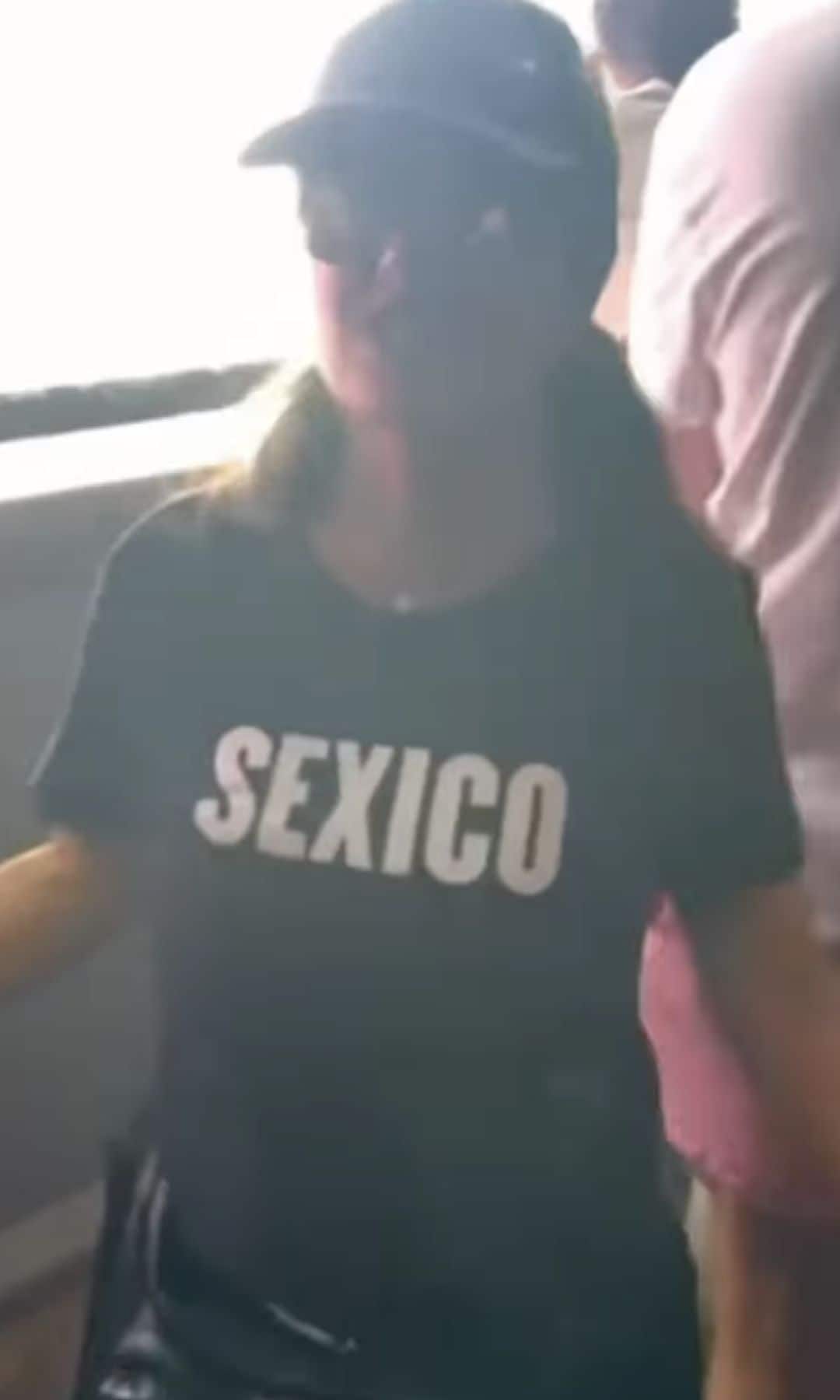 Salma showed off an amazing 'Sexico' t-shirt