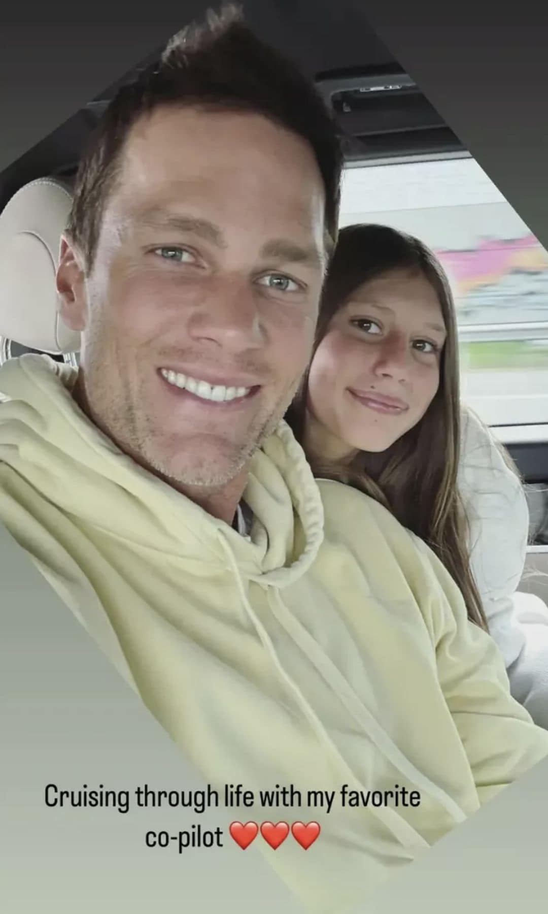 Tom Brady shares adorable selfie with his daughter Vivian, his 'favorite co-pilot'