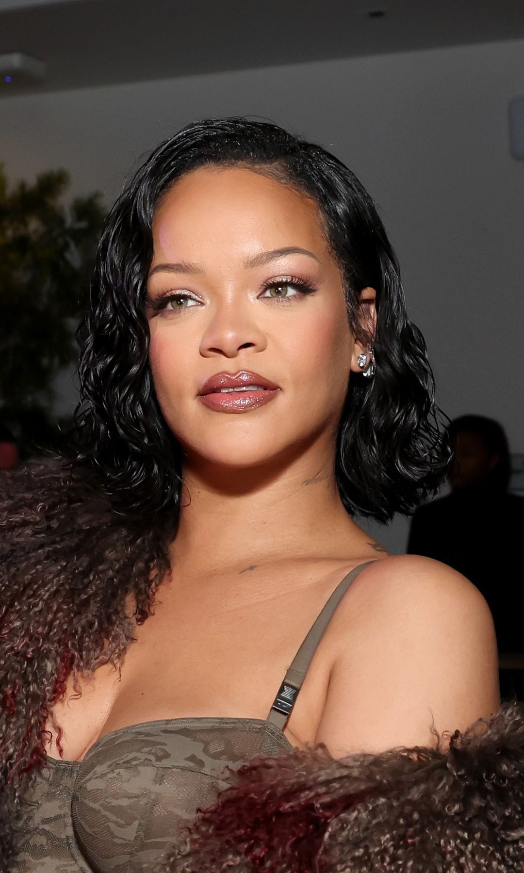 Is this Rihanna’s wildest maternity outfit to date?