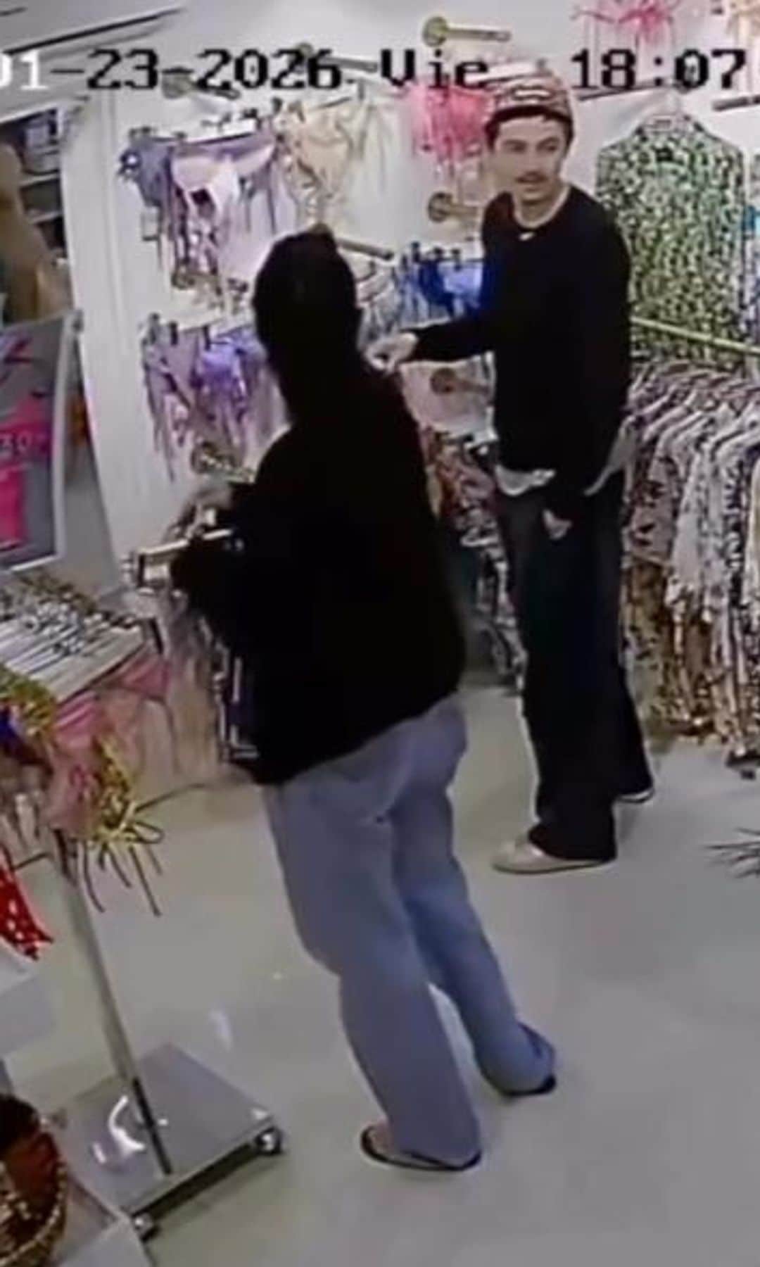 Kylie Jenner shopping for a Bikini with Timothée Chalamet is the Internet’s new favorite clip