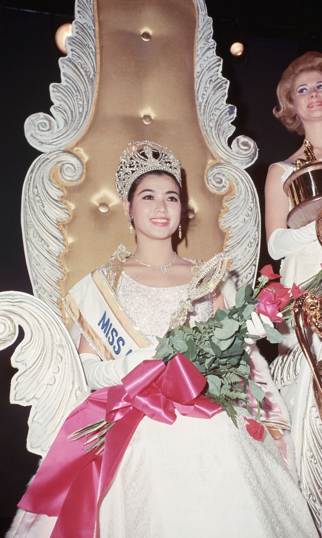 1965 – Apasra Hongsakula (Thailand)