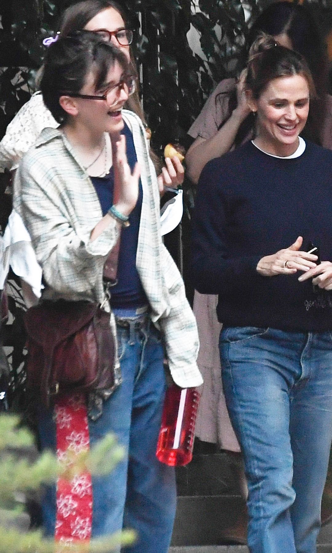 Jennifer Garner spent the weekend with her eldest kids