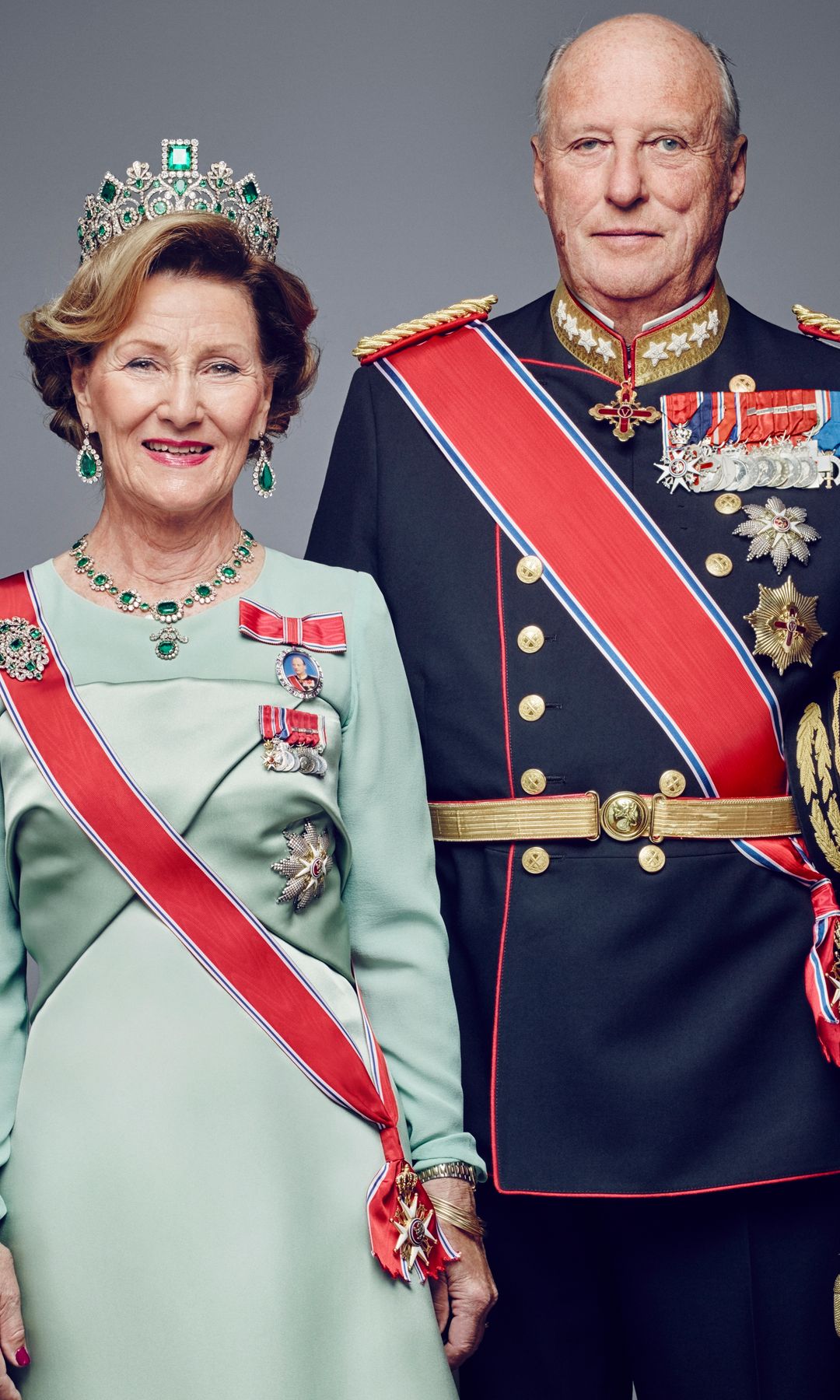 King Harald and Queen Sonja in an official portrait from 2016