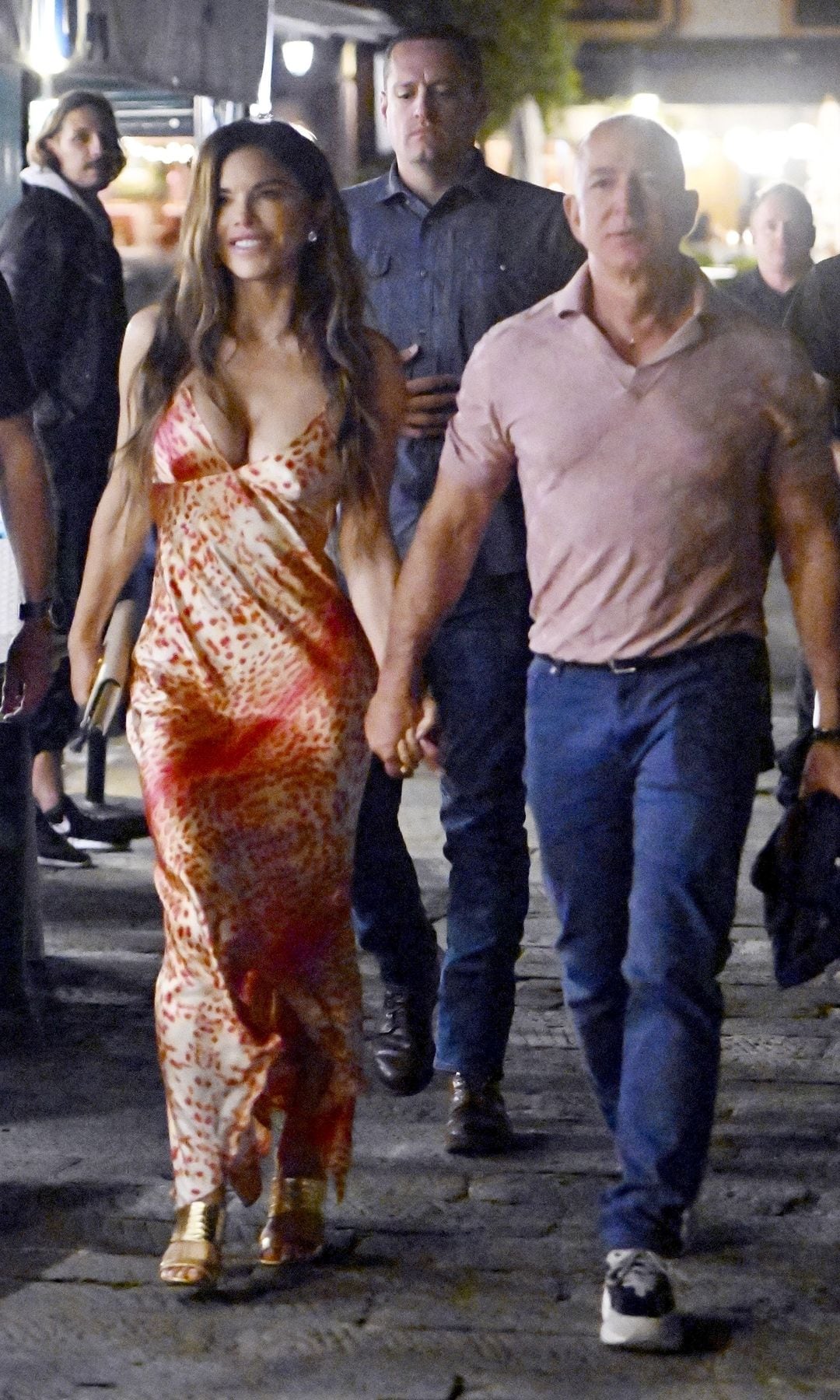Lauren Sanchez and Jeff Bezos grabbing dinner in Portofino