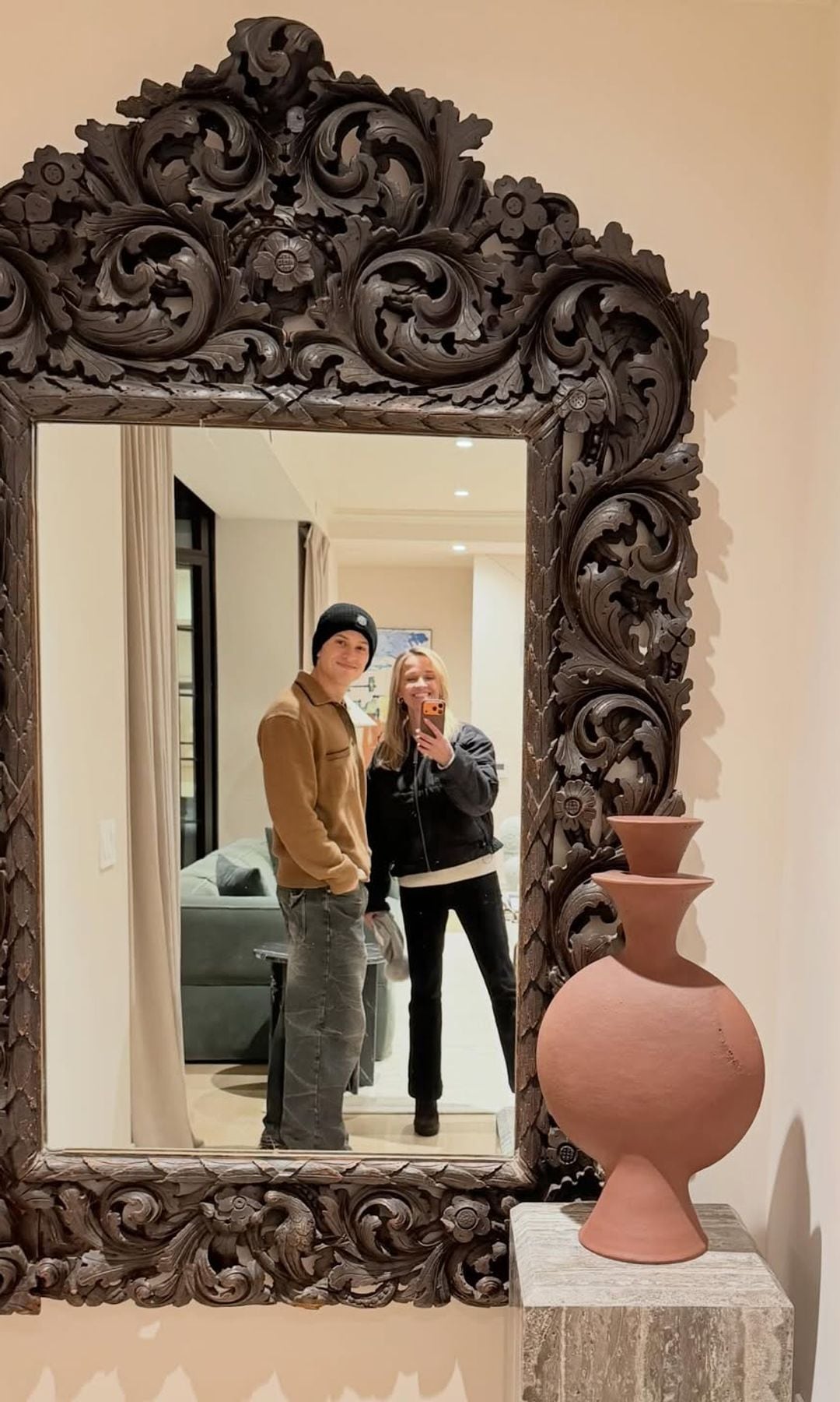 Reese Witherspoon breaks the internet with photo of her and doppelganger daughter Ava Phillippe