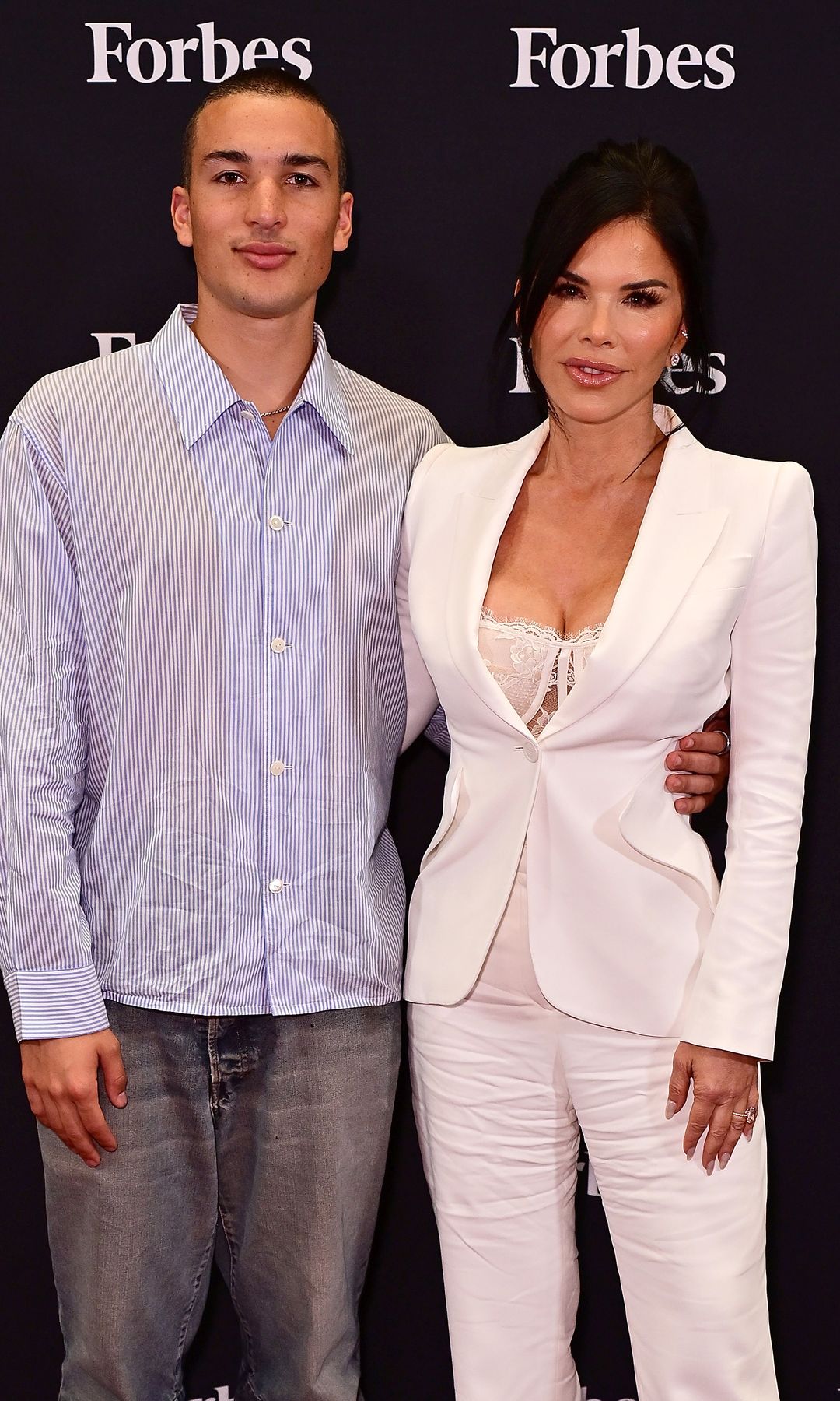 Lauren Sánchez Bezos celebrates her son Nikko's birthday with an epic Power Rangers cake