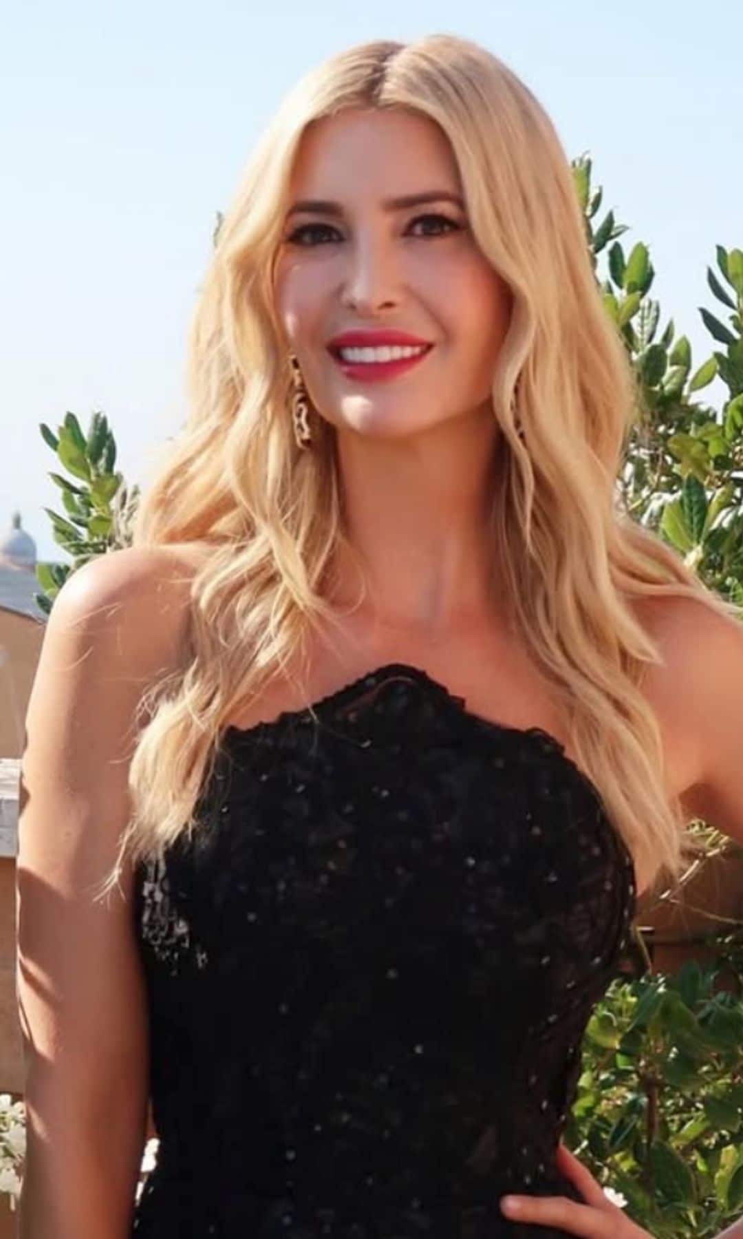 Ivanka Trump poses in floral crop top on yacht getaway: See her latest summer looks!