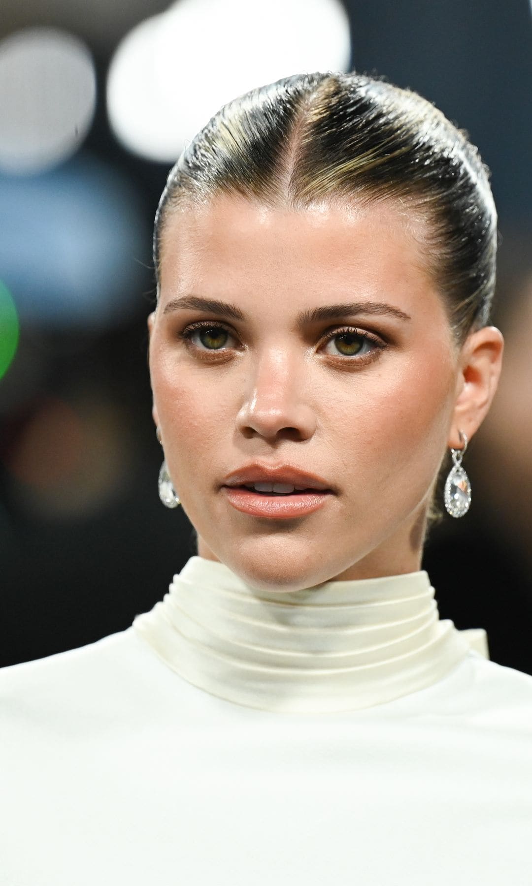 Sofia Richie Grainge brings effortless glamour to the French Riviera in a breezy European summer look