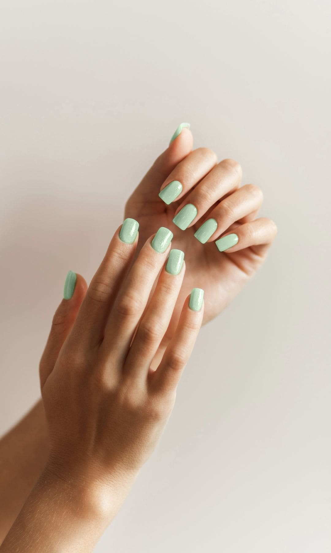 Green Matcha Nails: The summer trend that’s taking over
