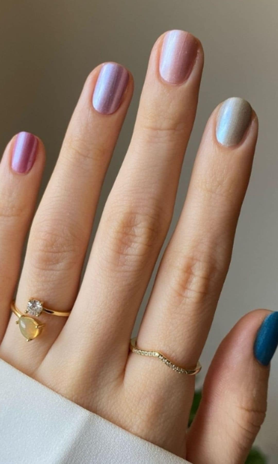 12 mother-daughter manicure ideas in shades you’ll both love