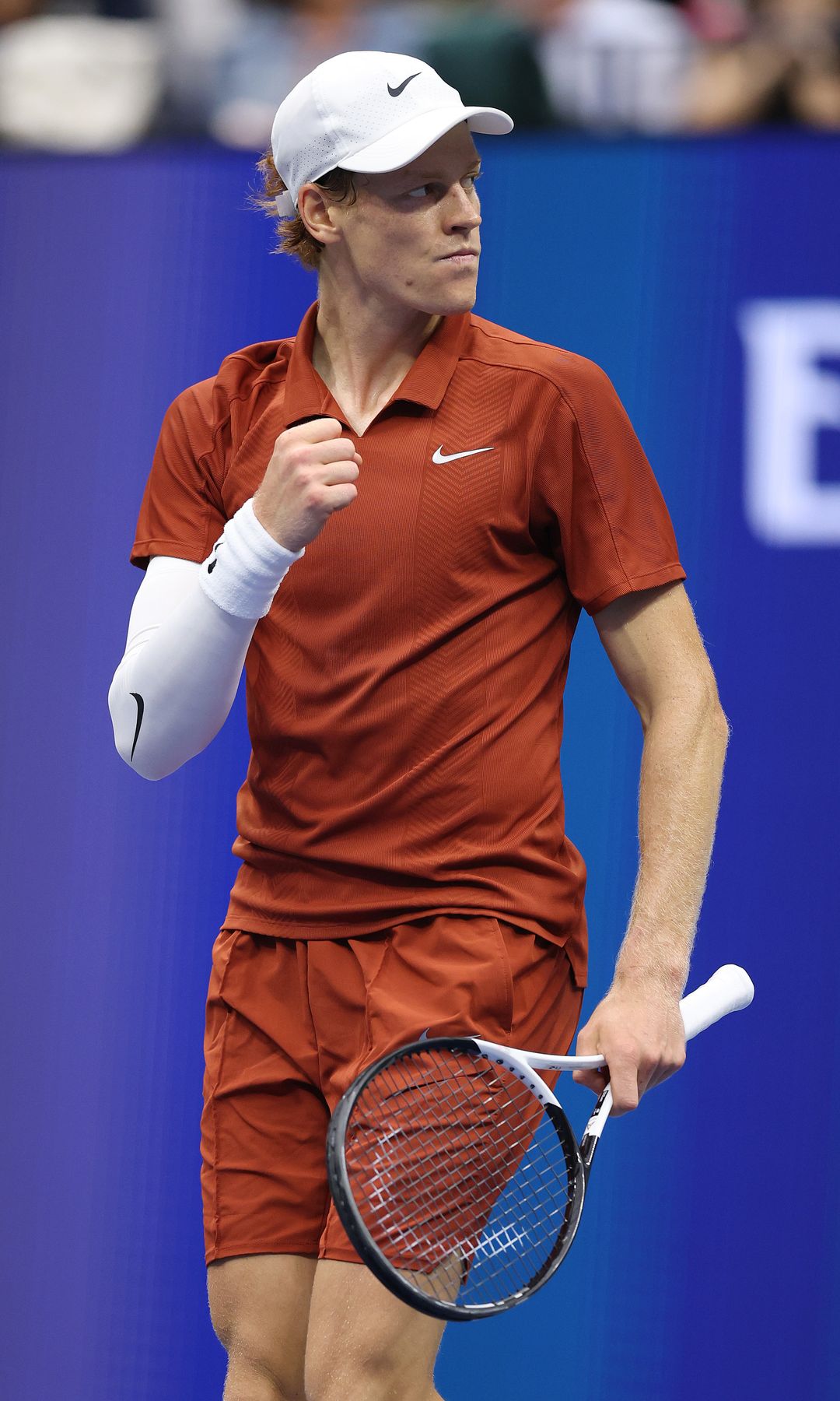  Jannik Sinner of Italy reacts after winning the second set against Carlos Alcaraz of Spain