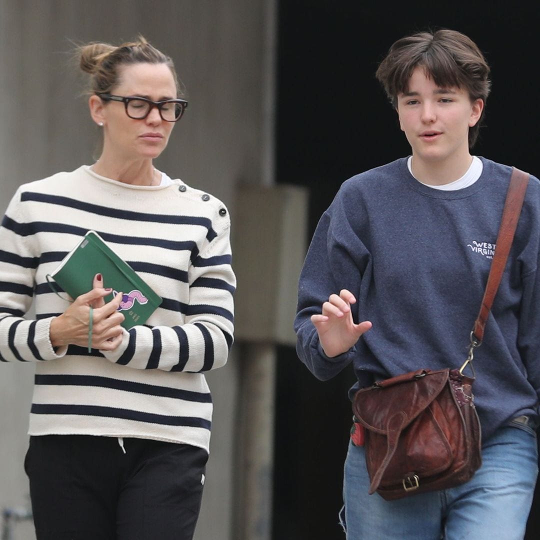 Fin Affleck channels dad Ben Affleck's effortlessly cool style in LA outing with mom Jennifer Garner