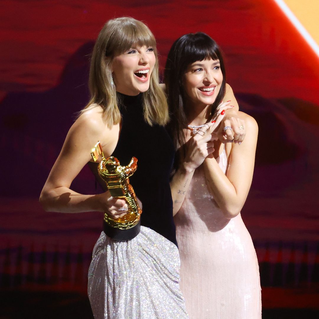 Taylor Swift crashes Dakota Johnson’s ‘SNL’ monologue as she jokes about her famous exes