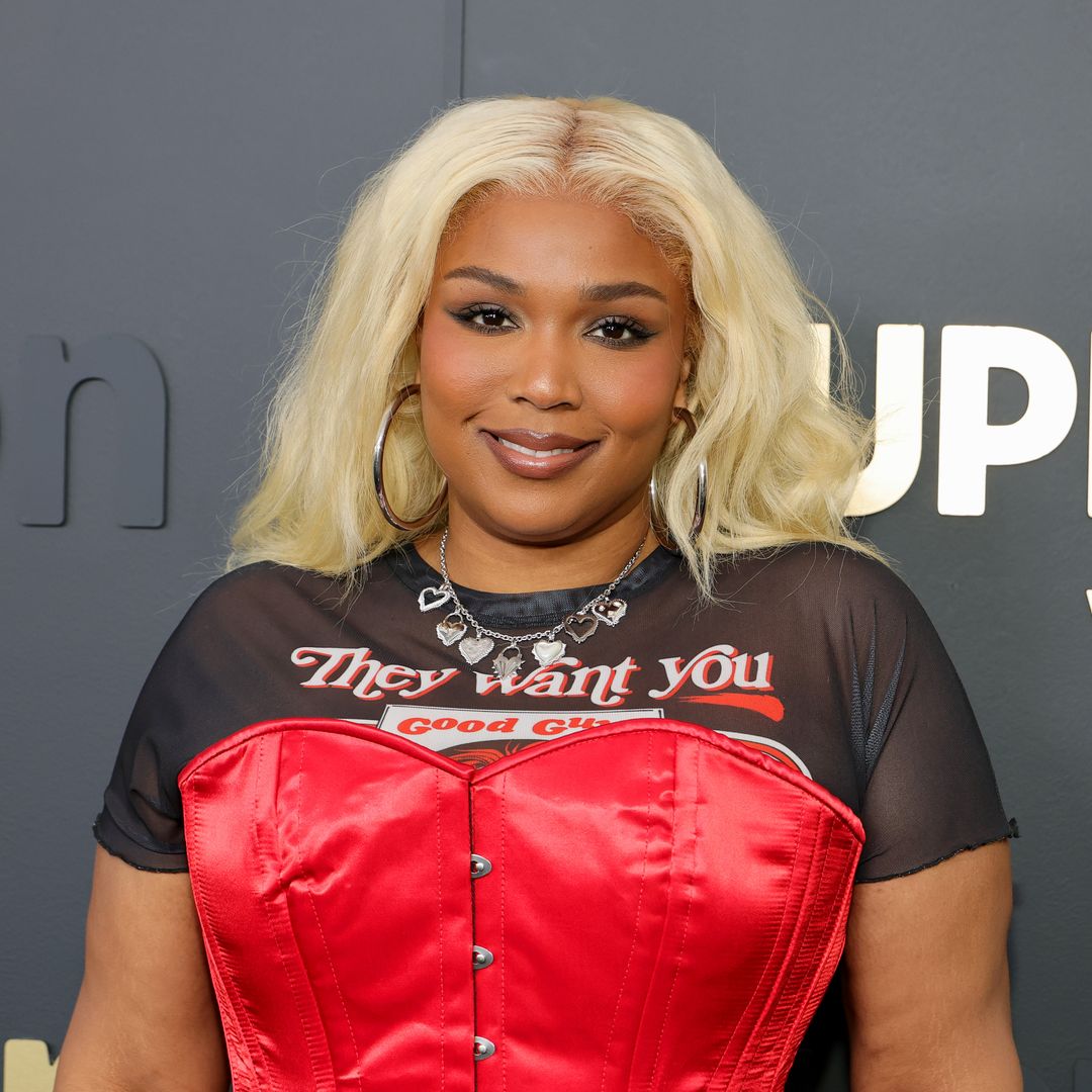 Lizzo's weight loss meal plan has 3 dishes, helping the BMI go down and energy up