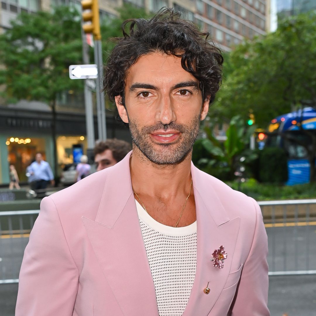 Justin Baldoni calls out Ryan Reynolds for trying to dodge $400M lawsuit