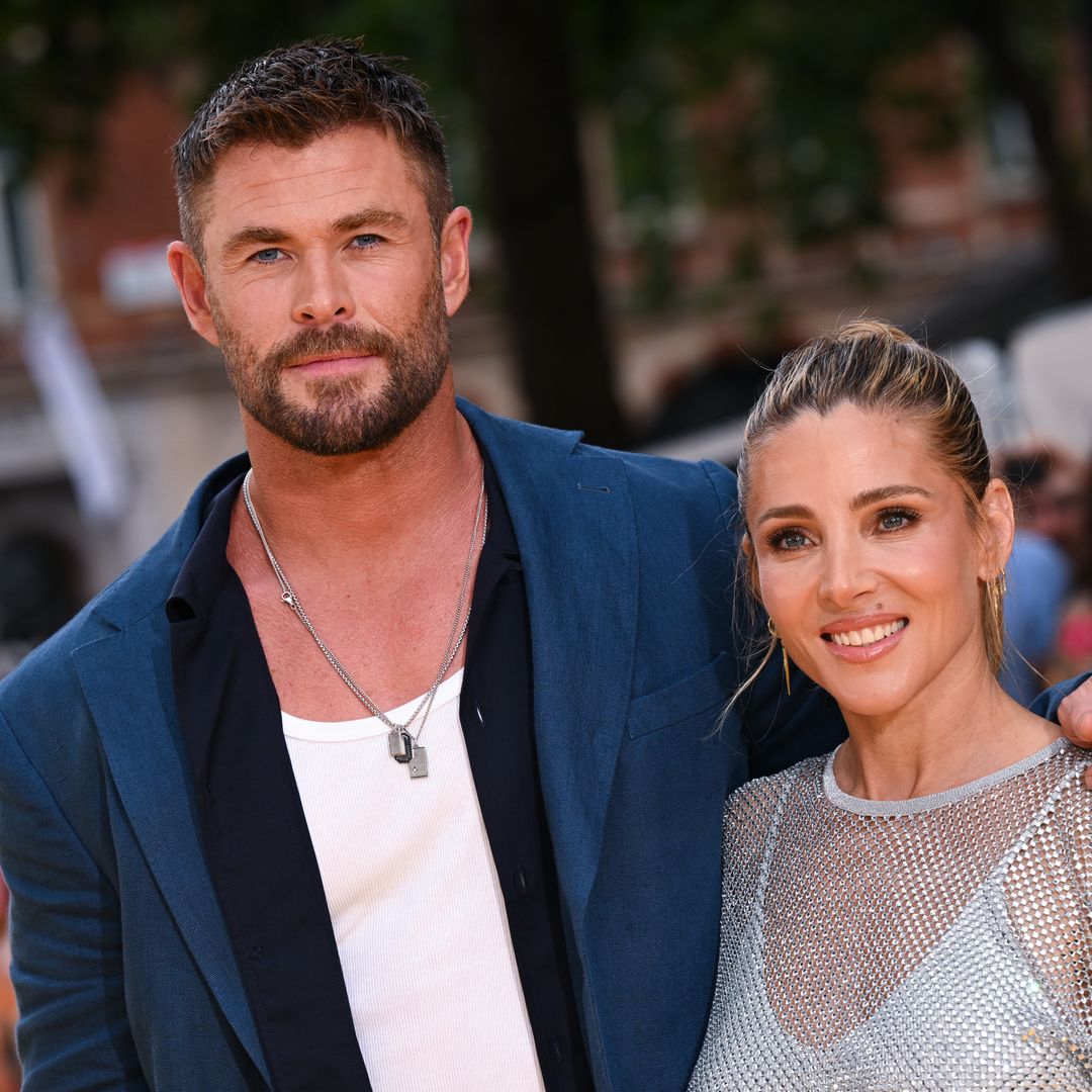 Chris Hemsworth and Elsa Pataky share a fun Christmas photo with their three kids