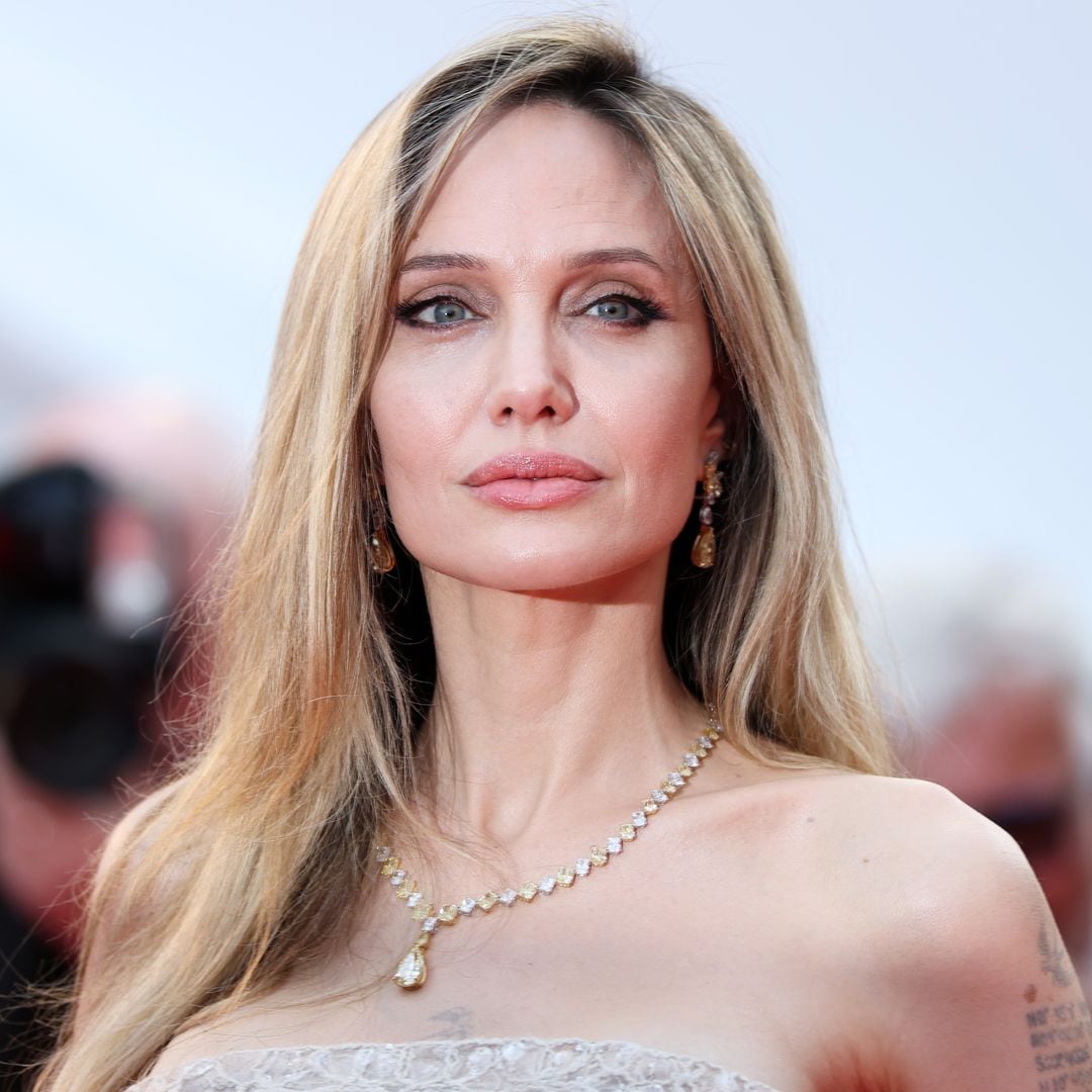 Angelina Jolie debuts Scandinavian aesthetic featuring icy blonde bob for her new role