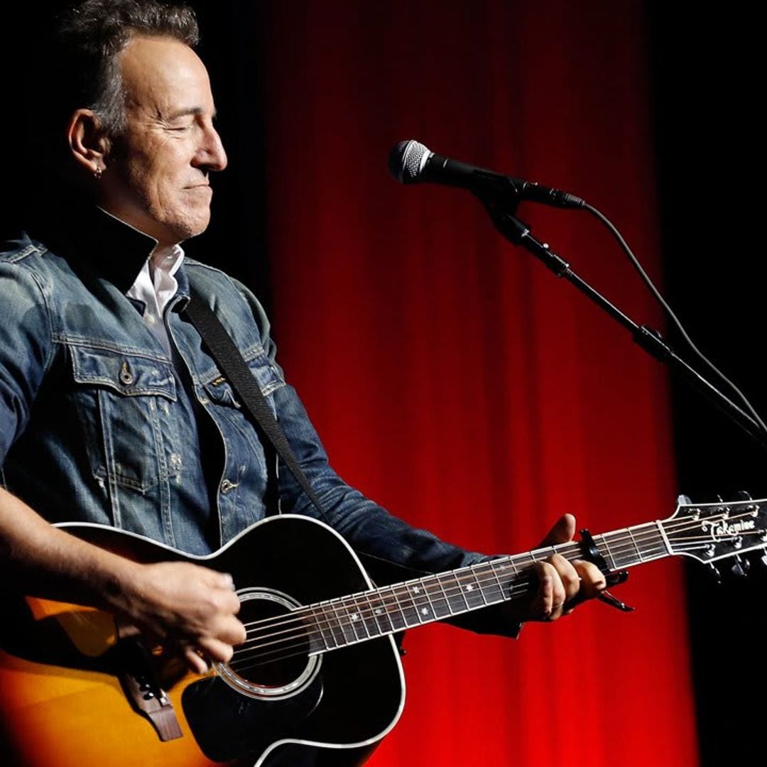 Bruce Springsteen signs $500 million dollar deal with Sony Music