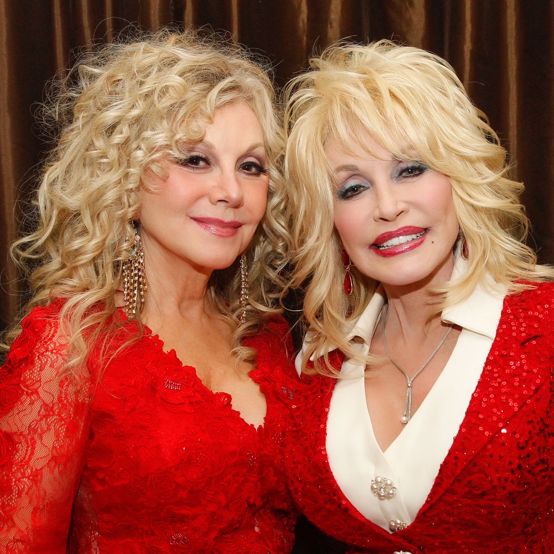 Dolly Parton's sister Stella reveals she never saw Dolly without her makeup on — Not even asleep