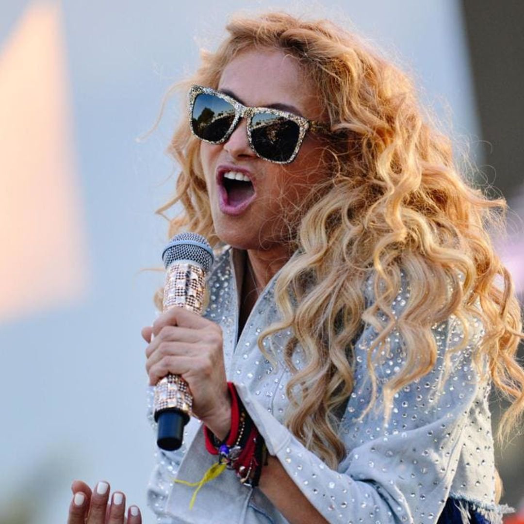 Paulina Rubio returns to the stage after her mother Susana Dosamantes’ death