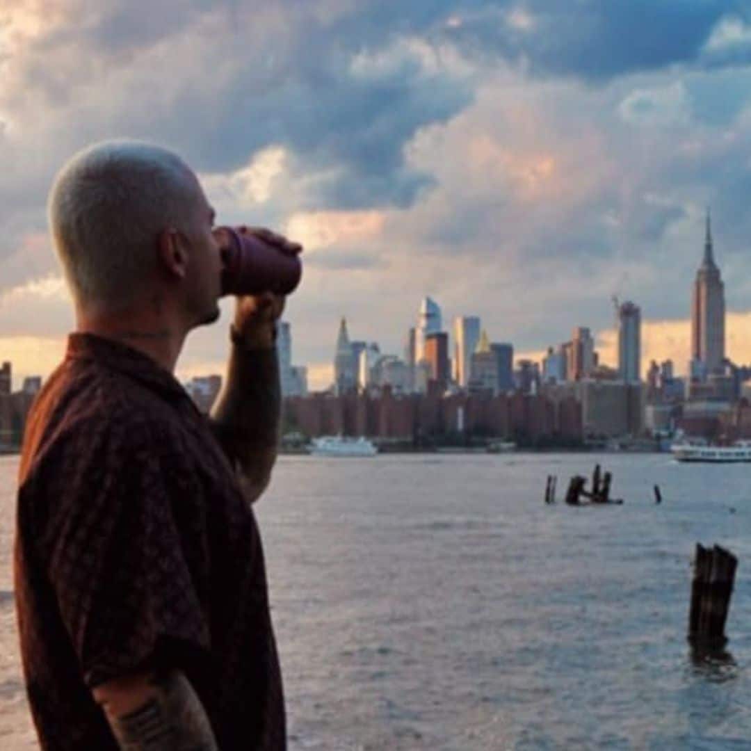 Chef J Balvin is at it again and surprises fans in NY with this morning treat