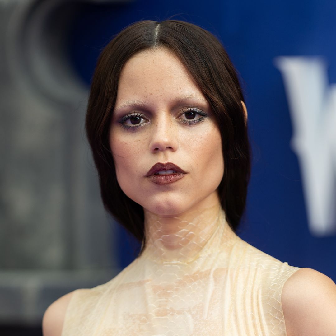Jenna Ortega s Bleached Brows And Gothic Glam Continue To Steal The Jenna Ortega s Bleached Brows And Gothic Glam Continue To Steal The