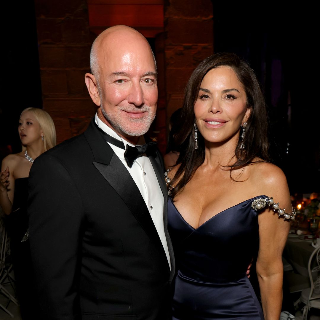 Lauren Sanchez Bezos & Jeff Bezos favorite Cuban restaurant in Miami: Cafe La Trova