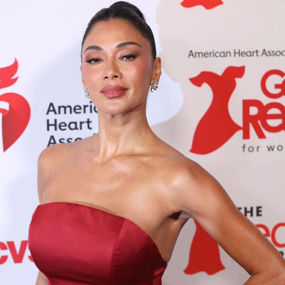 Nicole Scherzinger gives fans a close-up look at her intense workouts