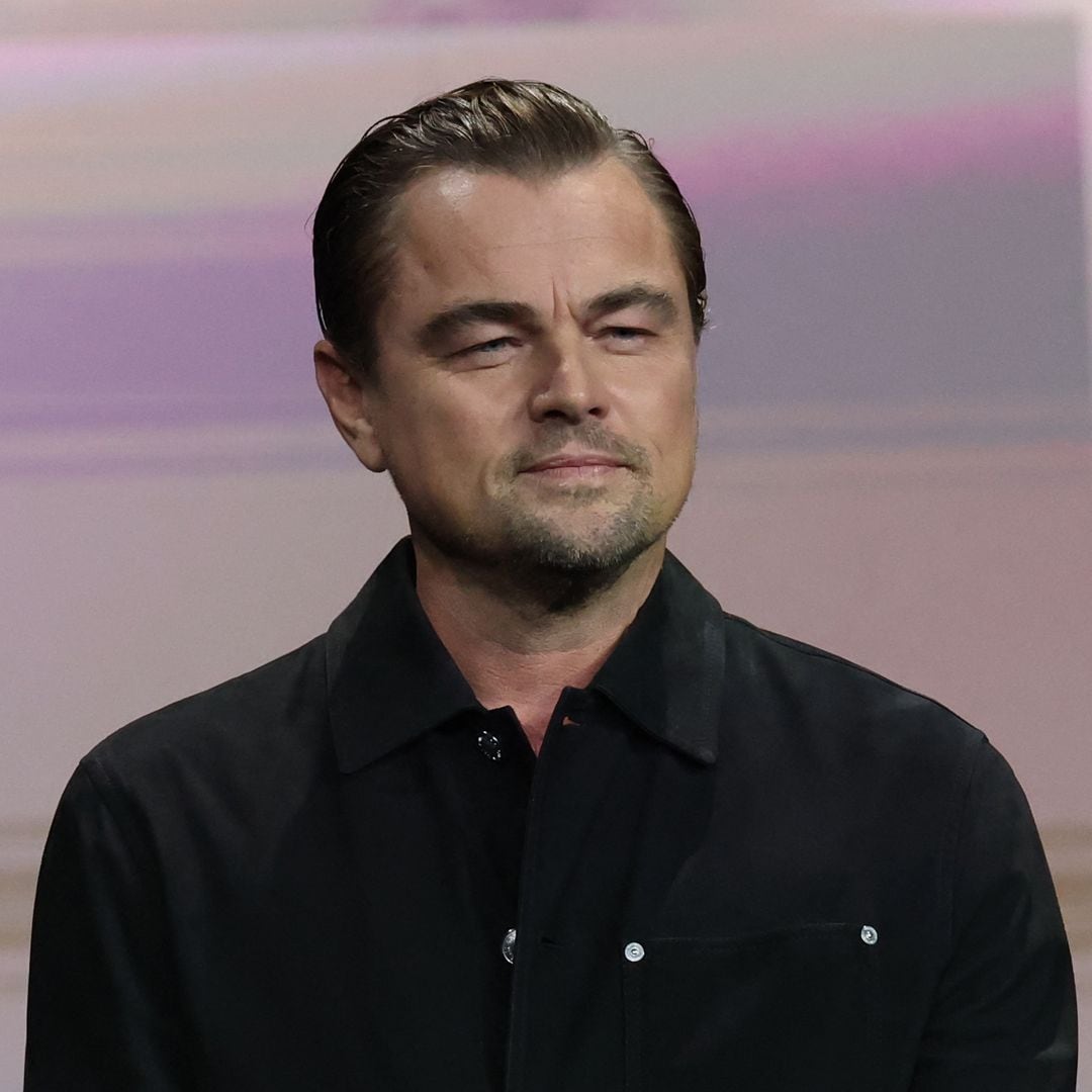 Leonardo DiCaprio, 50, rocks a knee brace while getting competitive with Vittoria Ceretti, 27