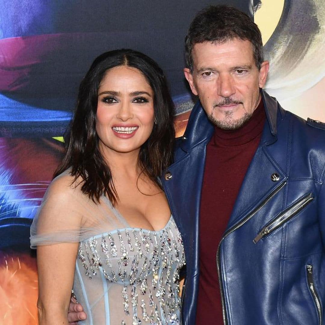 Salma Hayek’s princess inspired look for the premiere of ‘Puss in Boots’ next to Antonio Banderas