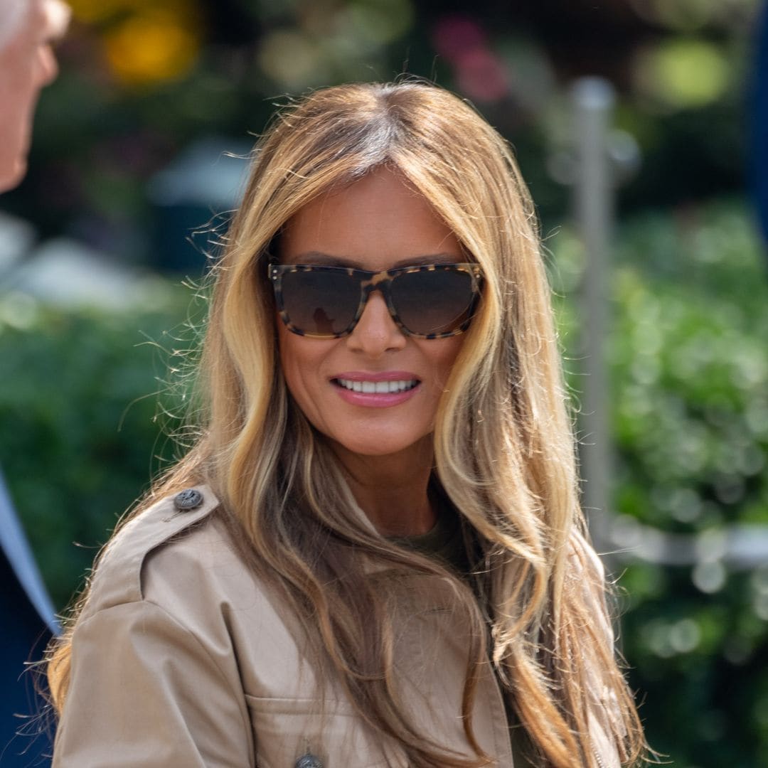 Melania Trump steps out in earth-toned look and an unexpected pair of sneakers for Texas visit