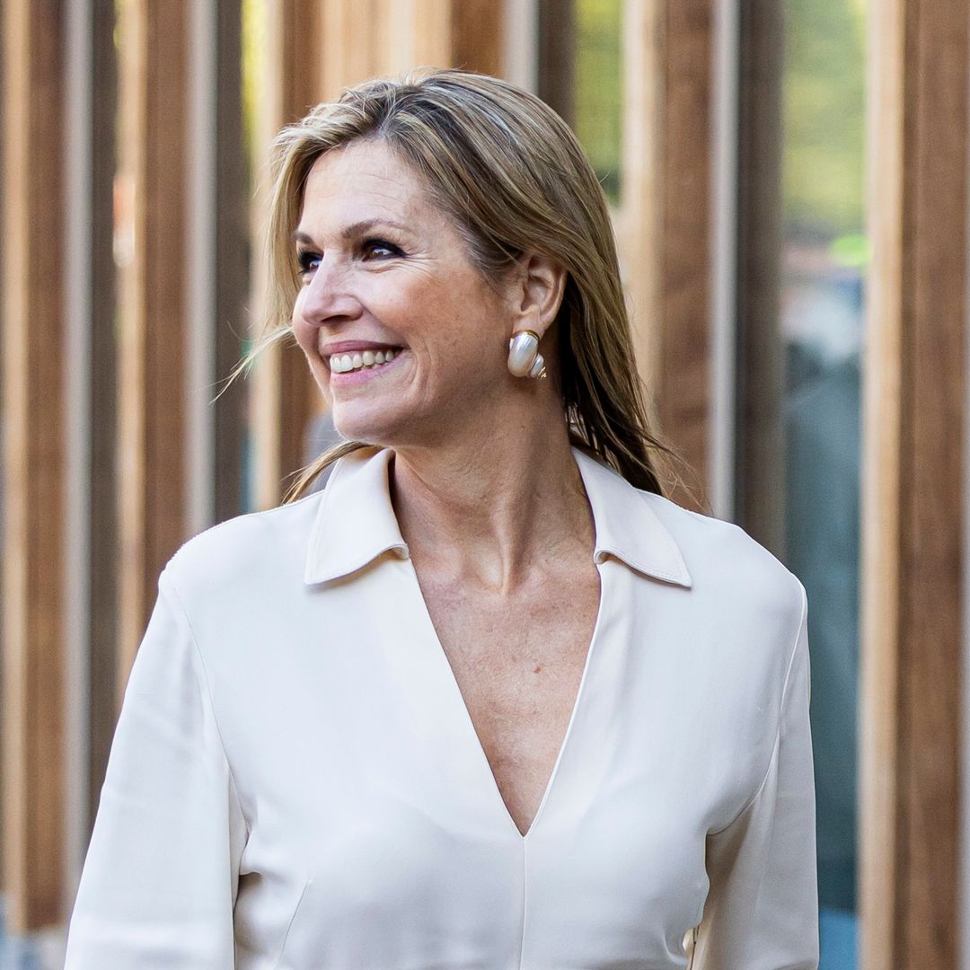 Queen Máxima looks radiant in historic aquamarine jewels and glamorous accessories during Finnish state visit in Amsterdam