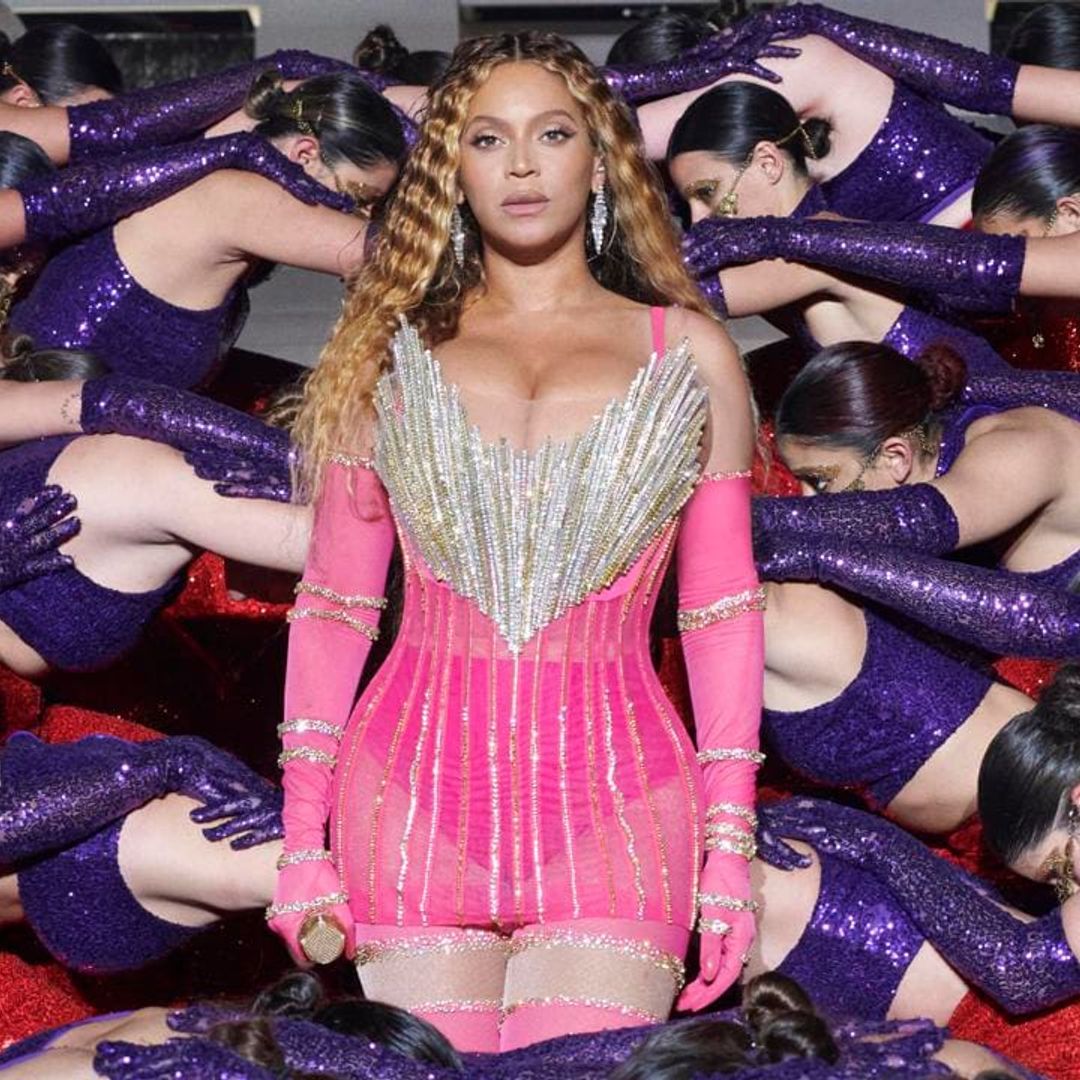 Beyoncé performs with daughter Blue Ivy in Dubai for the first time: See Pics