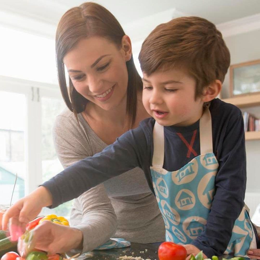 Parenting tips: How to raise kids who enjoy helping others