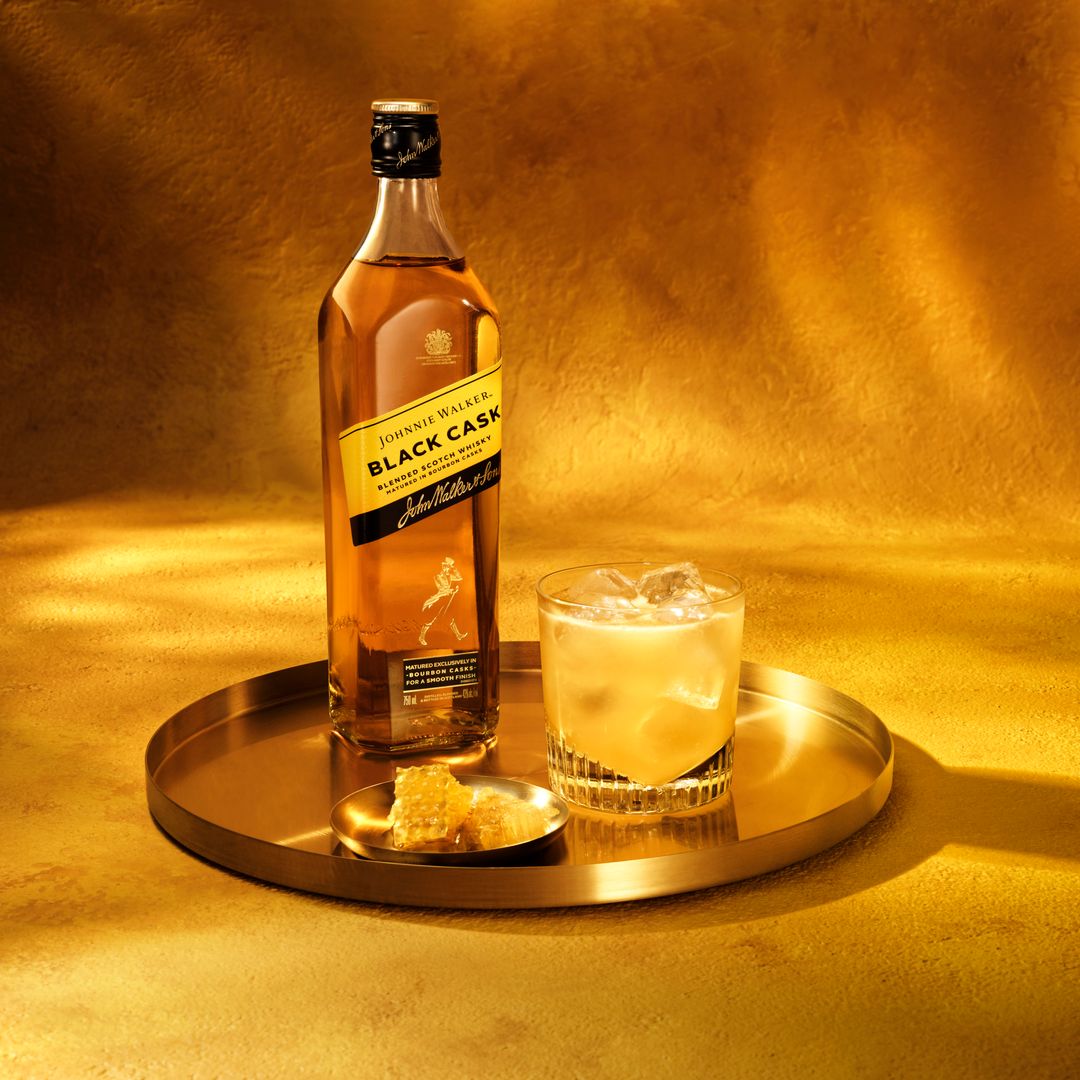 Two Whisky Cocktails that Highlight the Flavor of Jonnie Walker Black Cask
