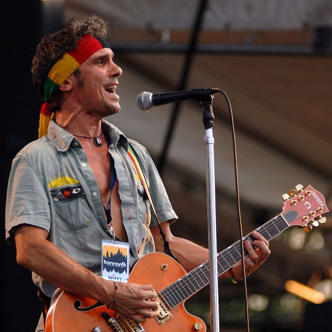 MANCHESTER, TN - JUNE 15:  Manu Chao performs at the Bonnaroo Music & Arts Festival on June 15, 2007 in Manchester, Tennessee.  (Photo by Rob Loud/Getty Images)