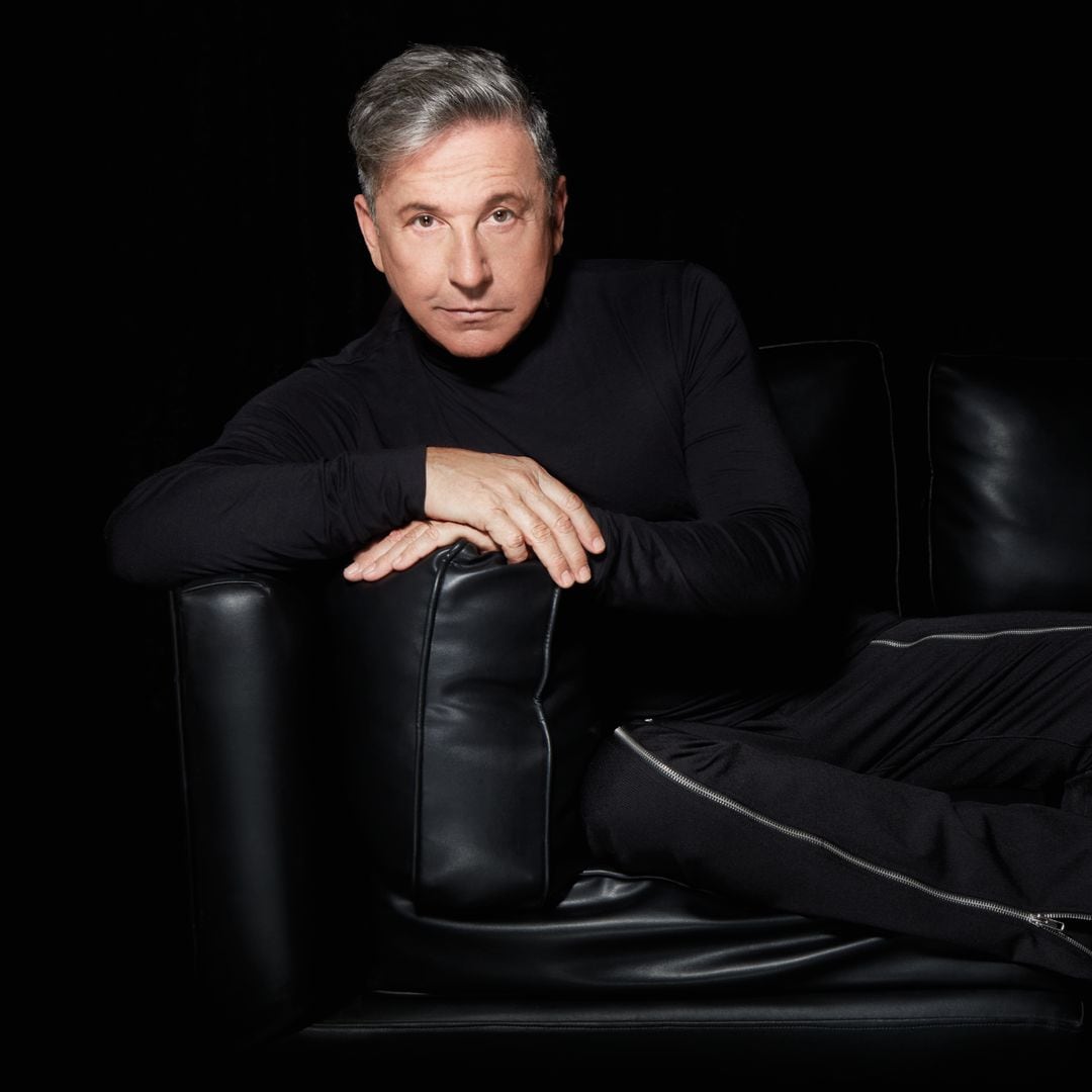 Ricardo Montaner 2 (Versión Montaner) is an unforgettable musical journey