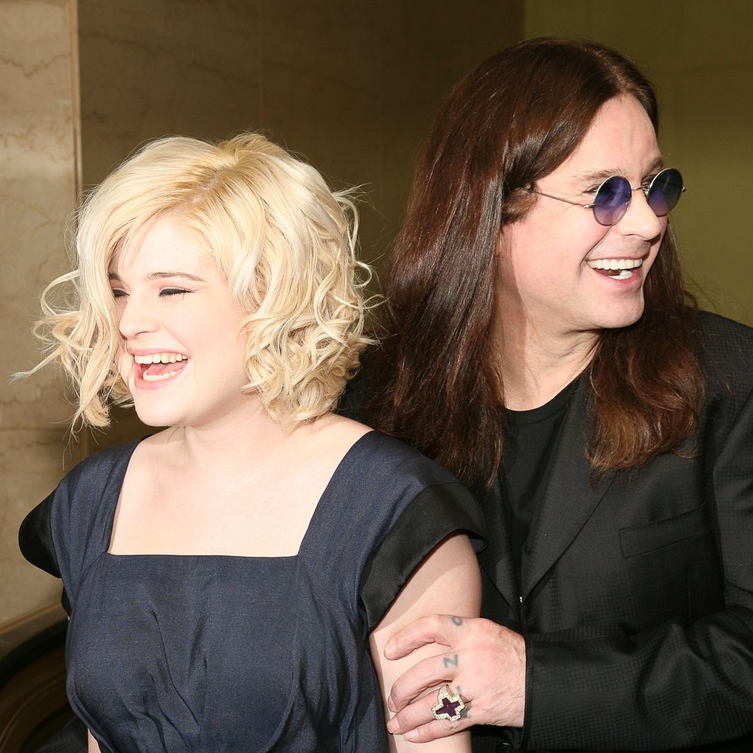 Kelly Osbourne honors late dad Ozzy with touching detail during surprise runway appearance