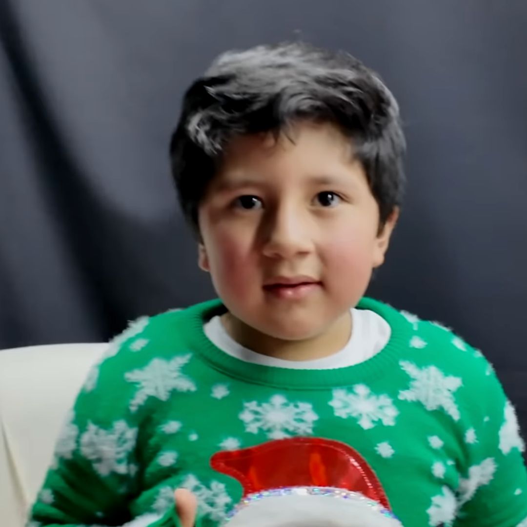 How a Christmas sweater turned one young Mexico fan into the feel-good story of the 2026 World Cup