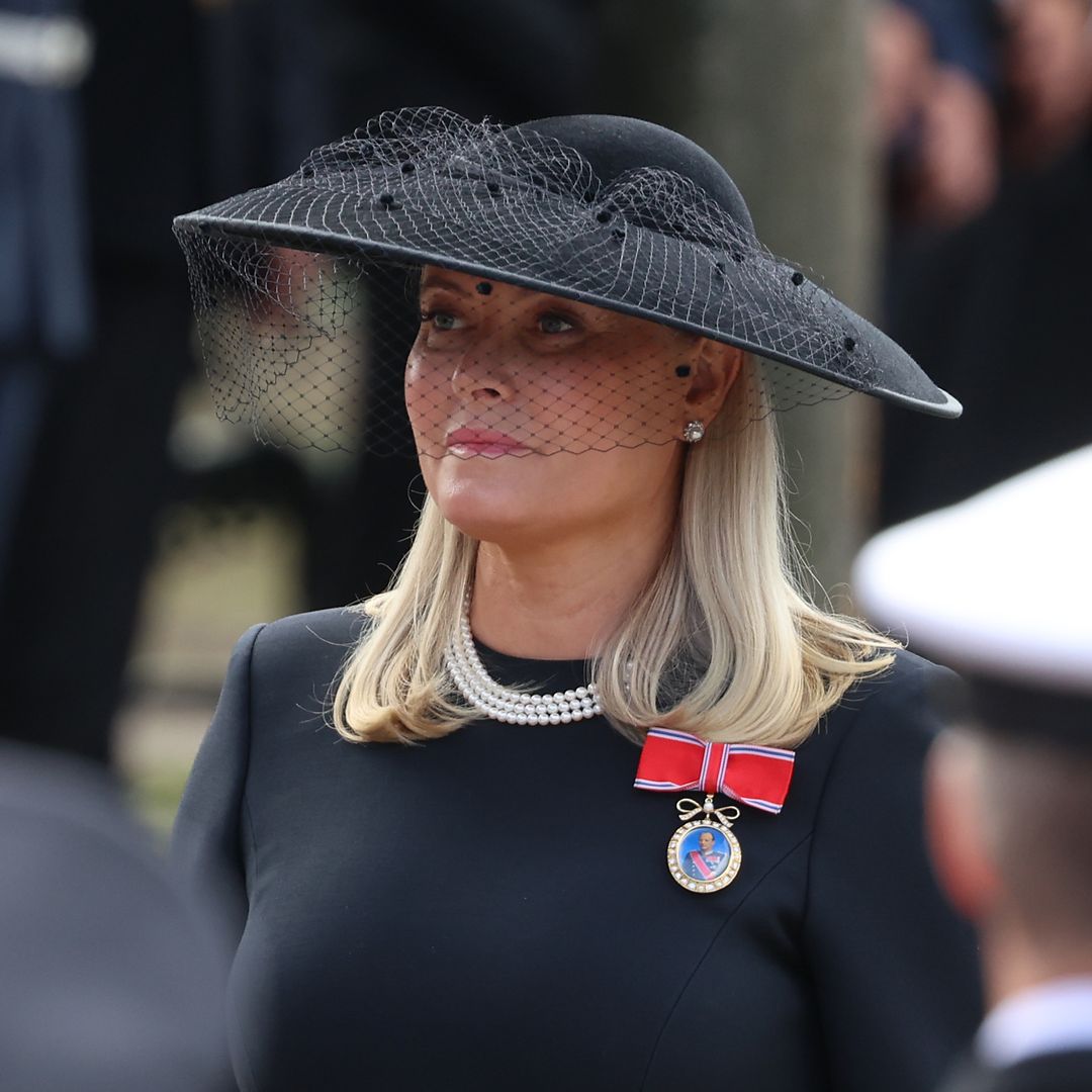 Mette-Marit and Durek Verrett break down at King Harald's funeral, saying goodbye to the father-in-law who never wavered
