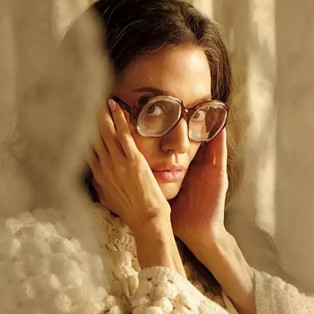 Angelina Jolie embodies opera icon in new 'Maria' clip